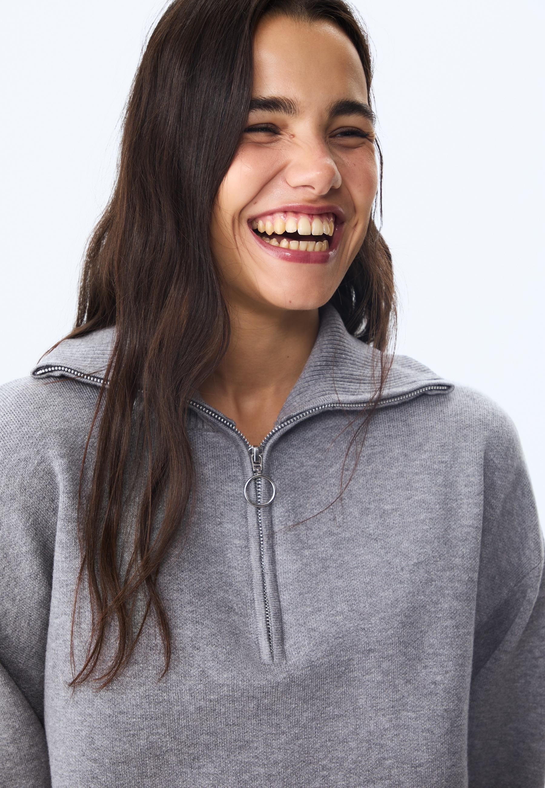 Stradivarius Вязаный свитер на молнии
