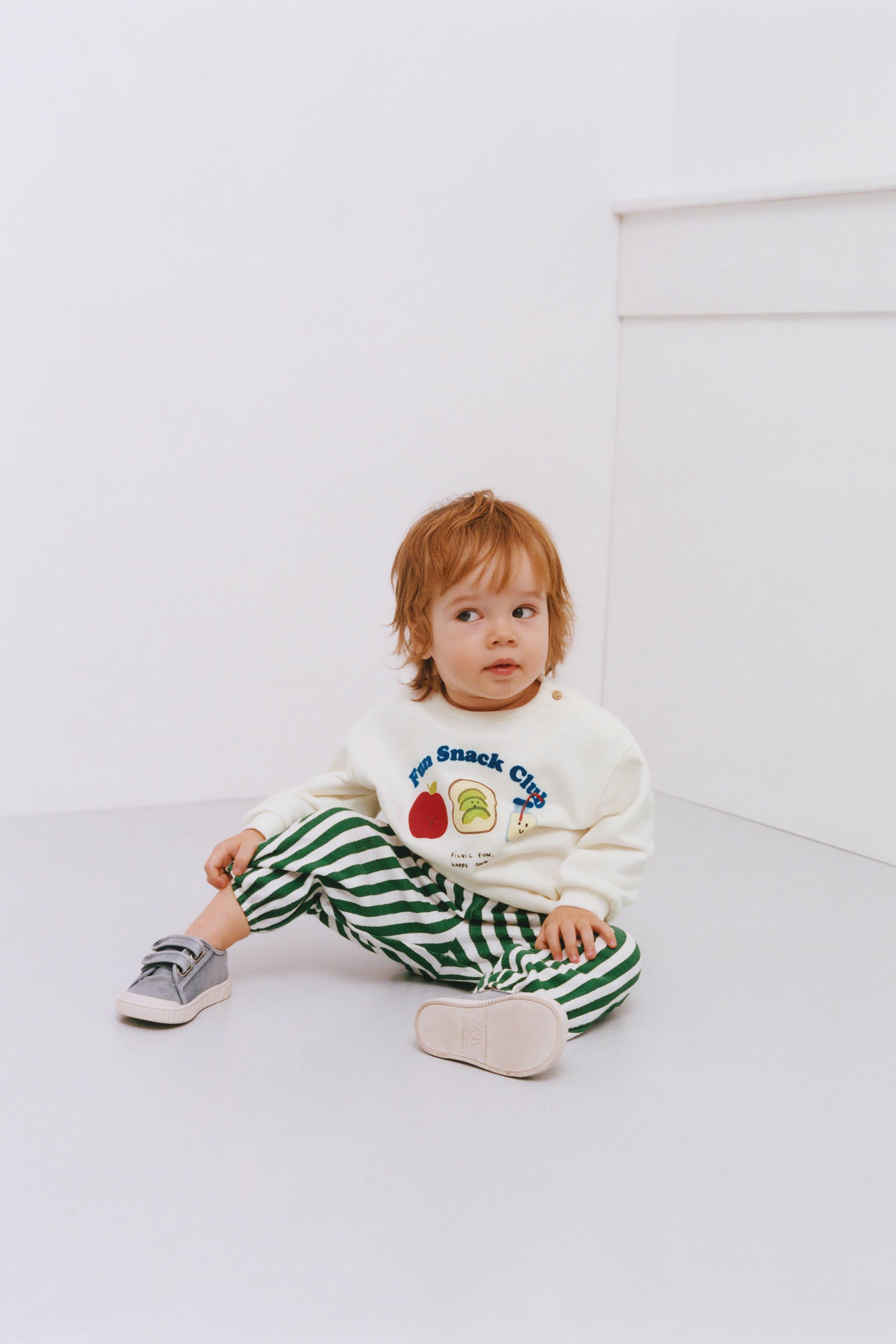Zara FLOCK PRINT SWEATSHIRT