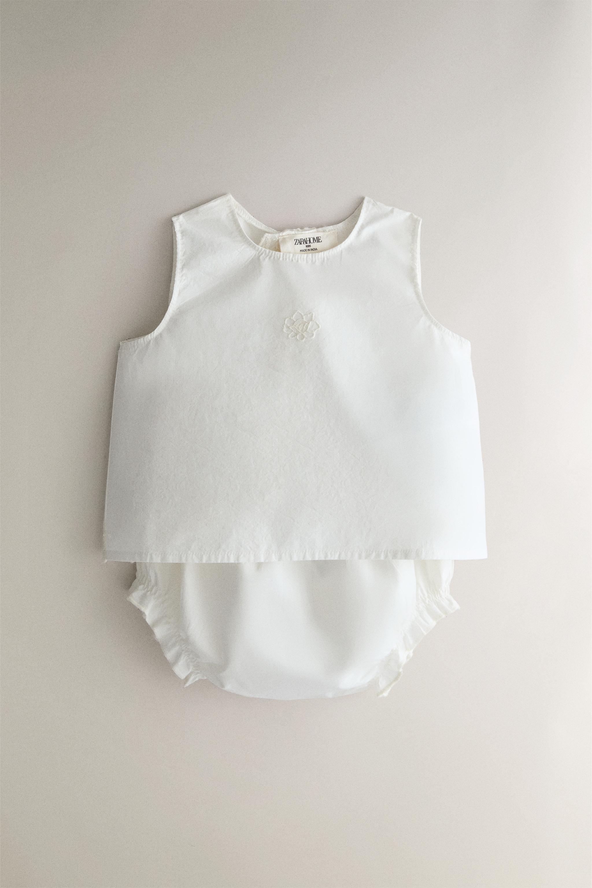 Zara Home EMBROIDERED BABY SET